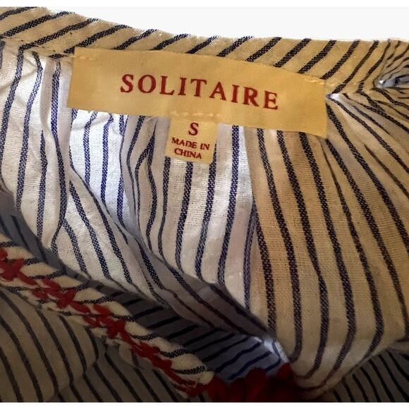 Solitaire Blue Red Stripe Embroidered Blouse Women's Size Small Pullover Longer - Picture 8 of 8
